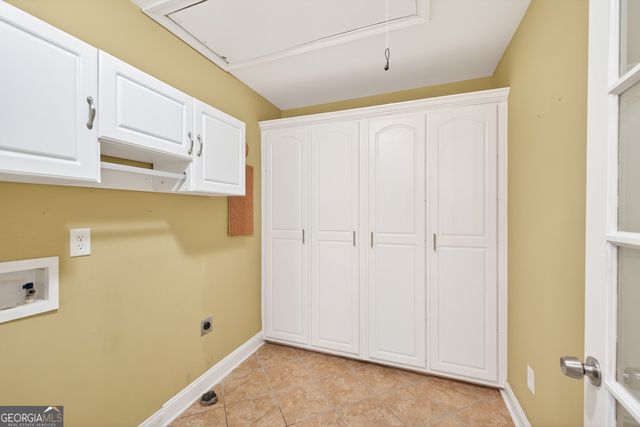 3910 Pineybrook Drive, Loganville, GA 30052