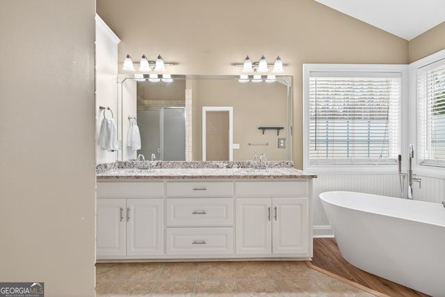 3910 Pineybrook Drive, Loganville, GA 30052