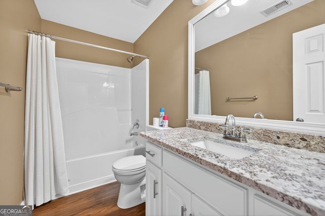 3910 Pineybrook Drive, Loganville, GA 30052