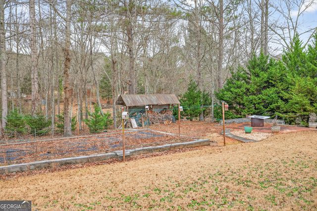 3910 Pineybrook Drive, Loganville, GA 30052
