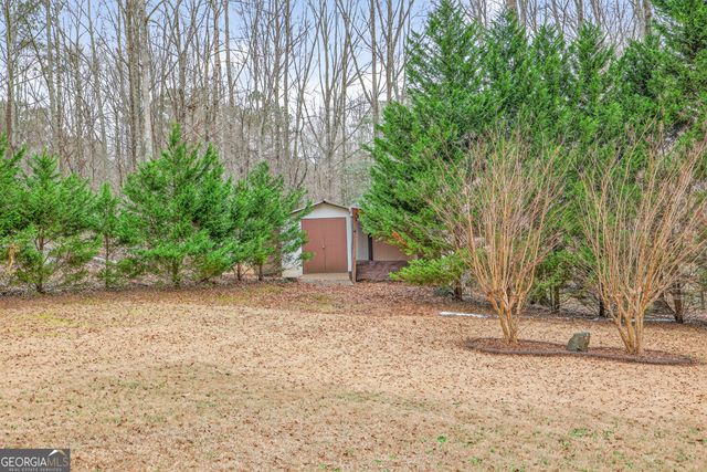 3910 Pineybrook Drive, Loganville, GA 30052