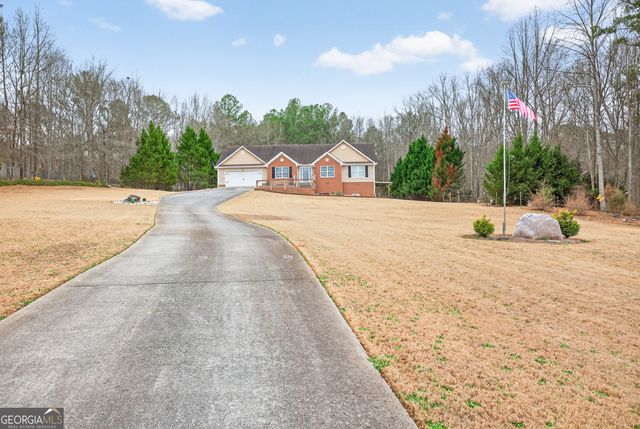 3910 Pineybrook Drive, Loganville, GA 30052