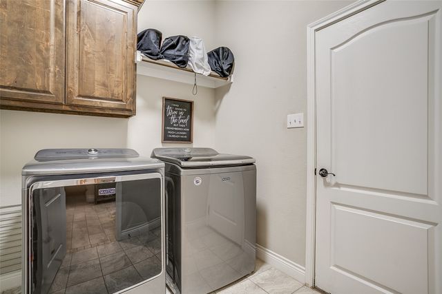 203 County Road 4221, Decatur, TX 76234