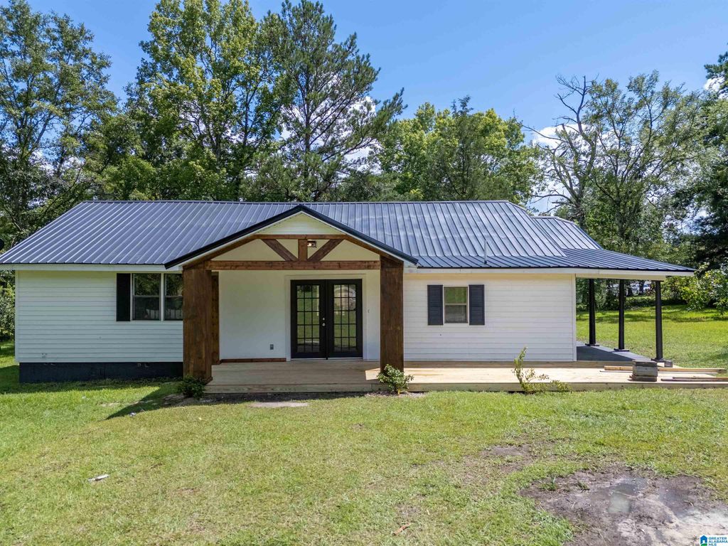 1890 NISBET LAKE ROAD, Jacksonville, AL 36265