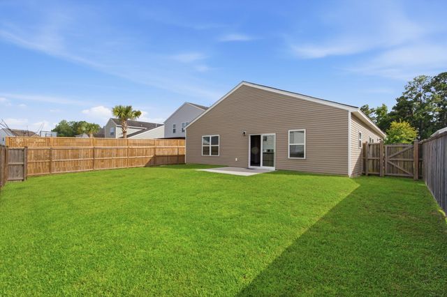 134 Clydesdale Circle, Summerville, SC 29486