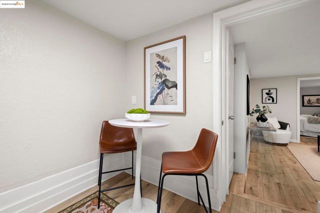 2050 E 30Th St, Oakland, CA 94606