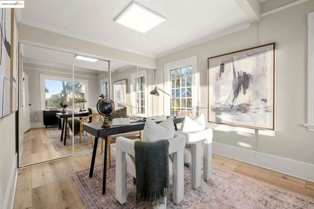 2050 E 30Th St, Oakland, CA 94606