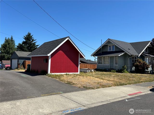 5302 N Shirley Street, Ruston, WA 98407