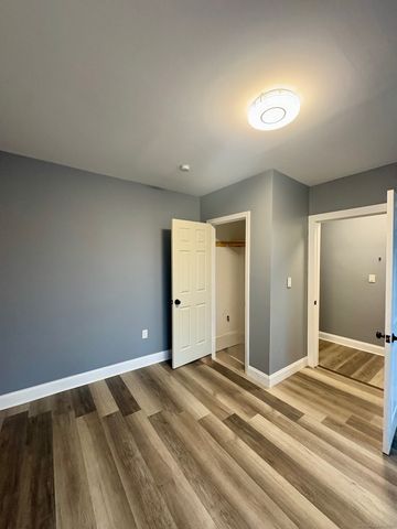 8 Read Street 2nd Floor, New Haven, CT 06511