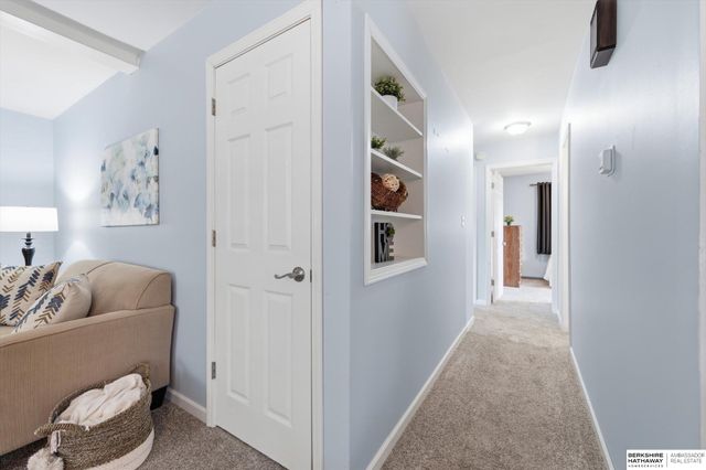 904 Hopkins Drive, Bellevue, NE 68005