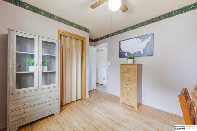 904 Hopkins Drive, Bellevue, NE 68005