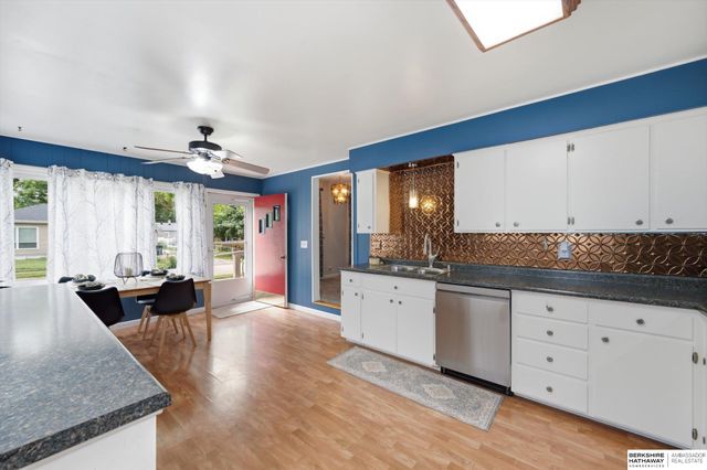 904 Hopkins Drive, Bellevue, NE 68005