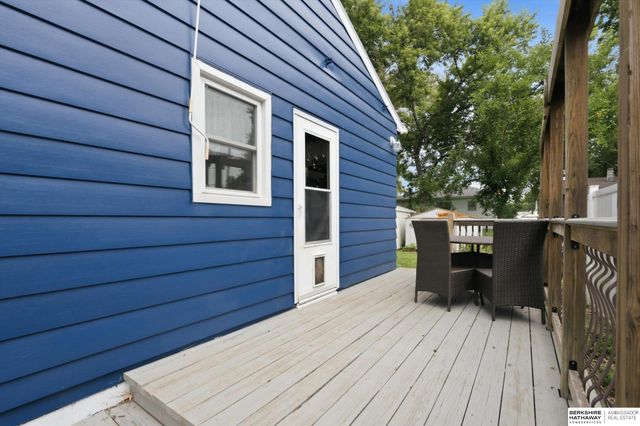 904 Hopkins Drive, Bellevue, NE 68005