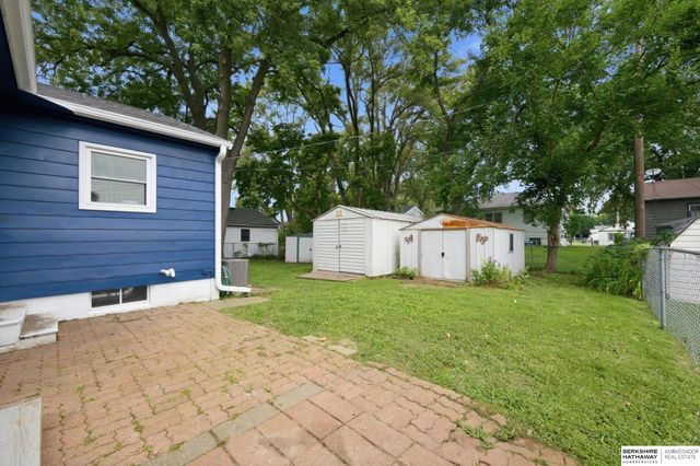904 Hopkins Drive, Bellevue, NE 68005
