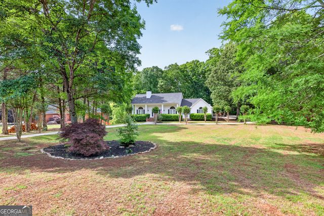 606 Academy Woods Drive, Jefferson, GA 30549