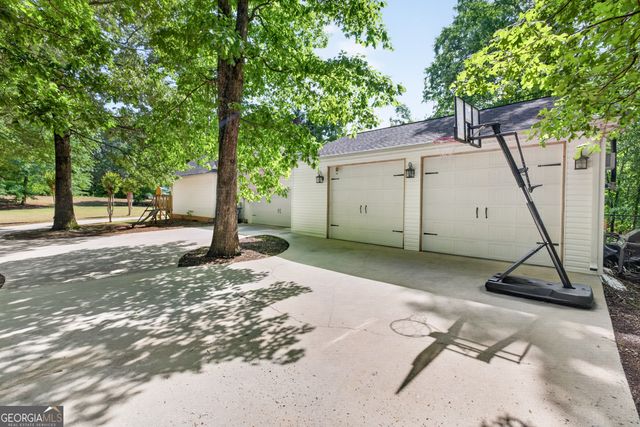 606 Academy Woods Drive, Jefferson, GA 30549