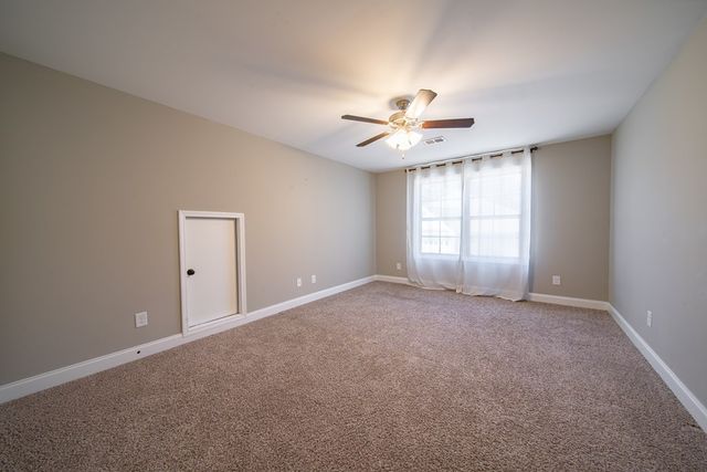 402 Lee Road 2203, Phenix City, AL 36870