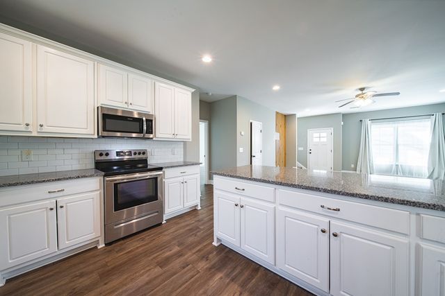 402 Lee Road 2203, Phenix City, AL 36870