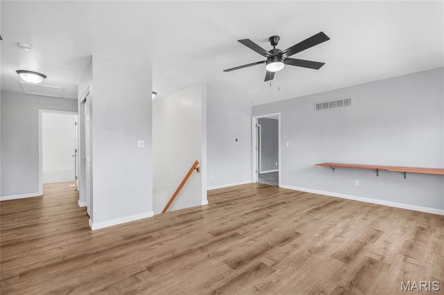 437 Valley Oaks Drive, Wentzville, MO 63385