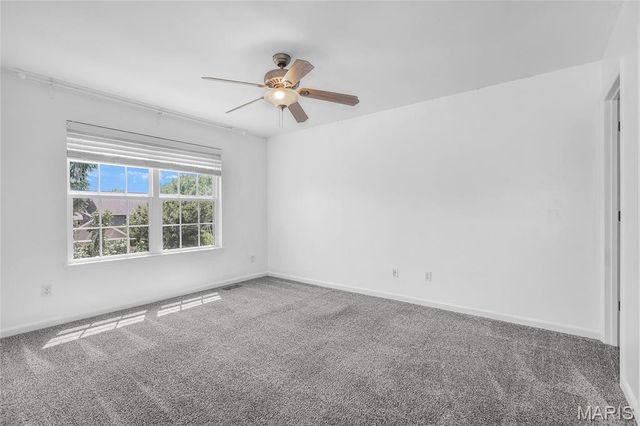 437 Valley Oaks Drive, Wentzville, MO 63385