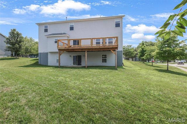 437 Valley Oaks Drive, Wentzville, MO 63385