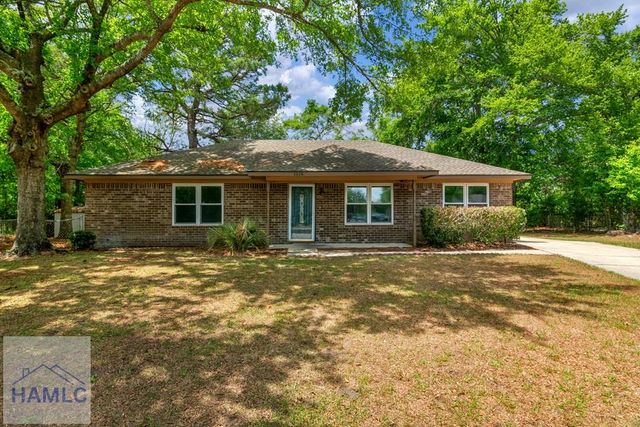 1016 Farr Court, Hinesville, GA 31313