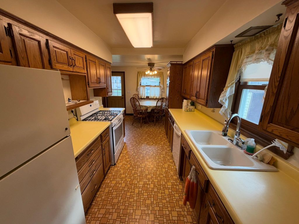 124 Gibraltar Road, Fridley, MN 55421 — photo 4