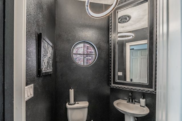 619 Lochngreen Trail, Arlington, TX 76012