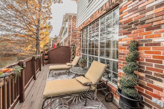 619 Lochngreen Trail, Arlington, TX 76012