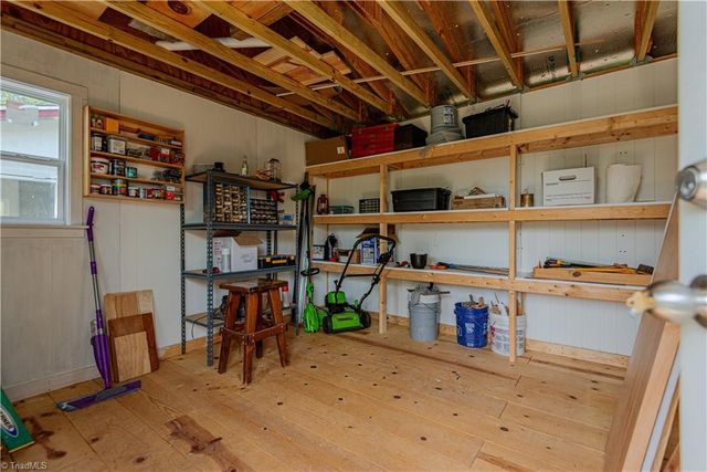 1326 Stonewall Avenue, Burlington, NC 27217