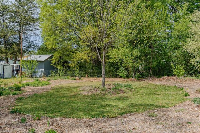 1326 Stonewall Avenue, Burlington, NC 27217