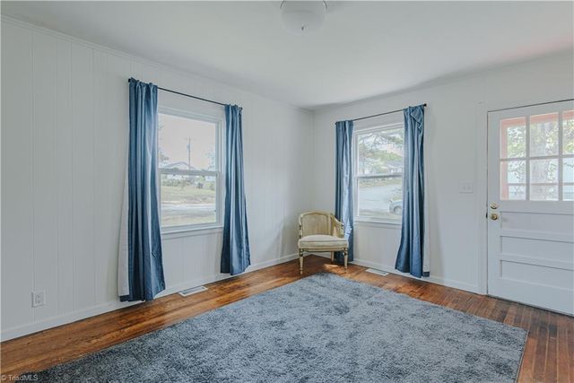 1326 Stonewall Avenue, Burlington, NC 27217