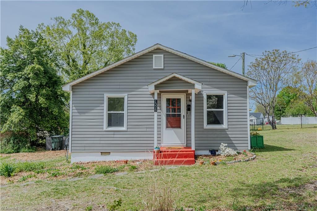 1326 Stonewall Avenue, Burlington, NC 27217