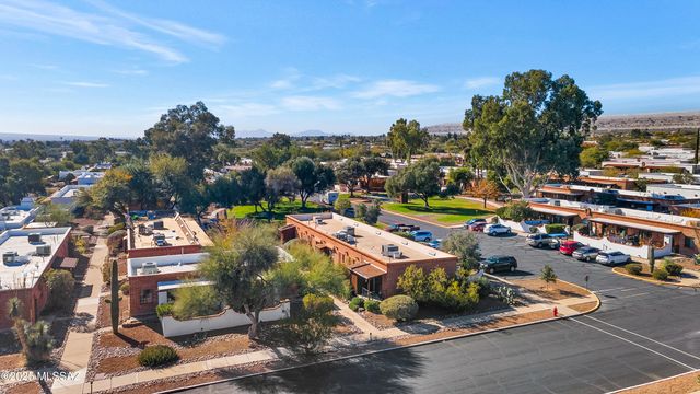 341 W Camino Penasco Apt B, Green Valley, AZ 85614