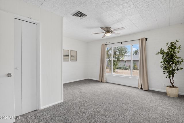 1011 E 3RD Avenue, Mesa, AZ 85204