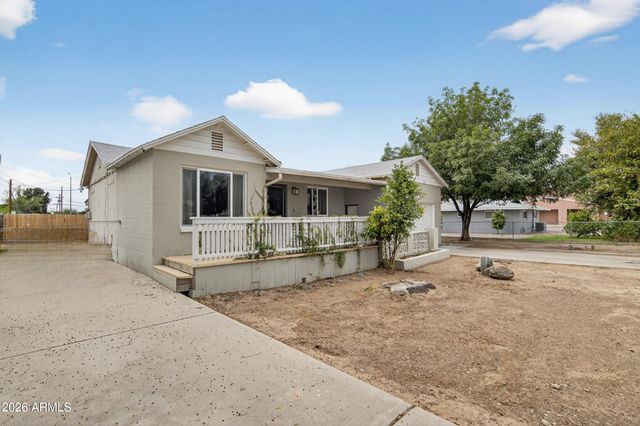 1011 E 3RD Avenue, Mesa, AZ 85204