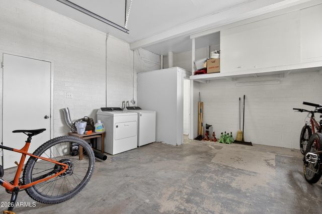 1011 E 3RD Avenue, Mesa, AZ 85204