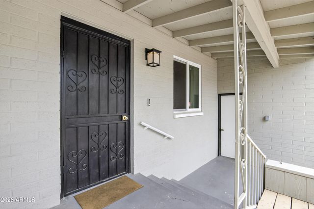 1011 E 3RD Avenue, Mesa, AZ 85204