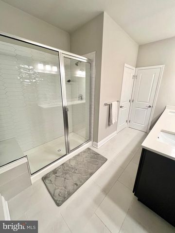 106 CHARLES LN, Harleysville, PA 19438