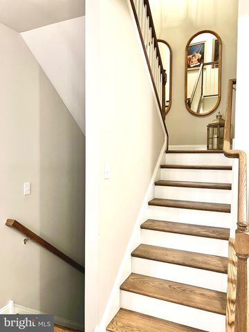 106 CHARLES LN, Harleysville, PA 19438