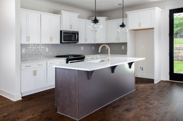 3017 Sandstone Way, Hendersonville, TN 37075