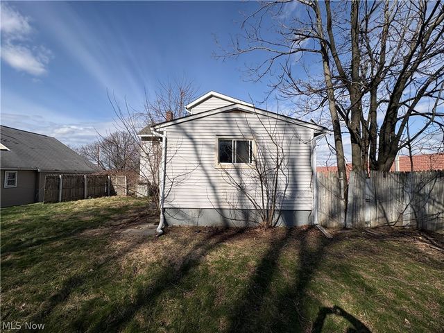 332 Arch Street, Akron, OH 44304