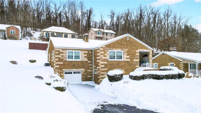 21 Boyka Dr, Finleyville, PA 15332