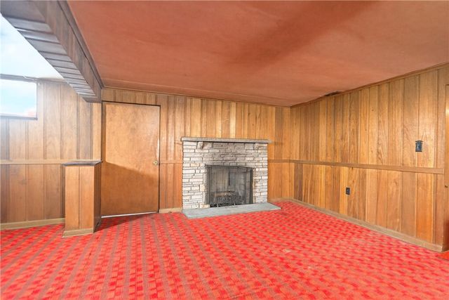 21 Boyka Dr, Finleyville, PA 15332