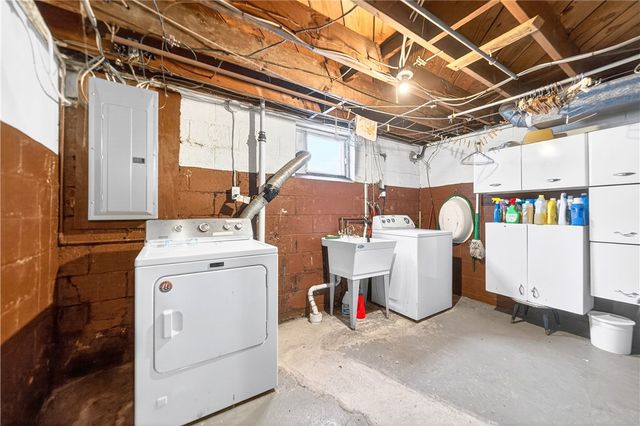 21 Boyka Dr, Finleyville, PA 15332