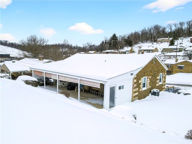 21 Boyka Dr, Finleyville, PA 15332