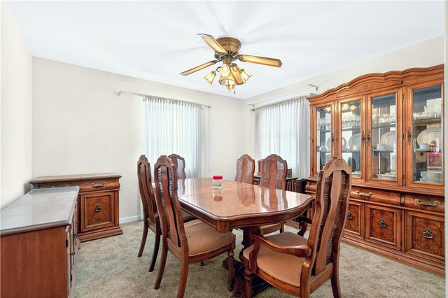 21 Boyka Dr, Finleyville, PA 15332