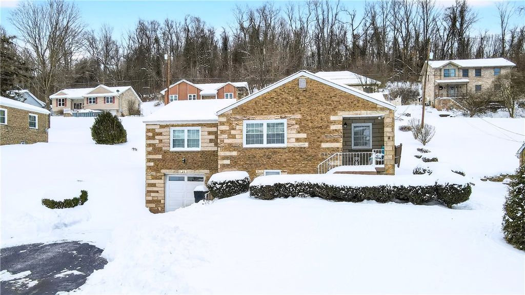 21 Boyka Dr, Finleyville, PA 15332