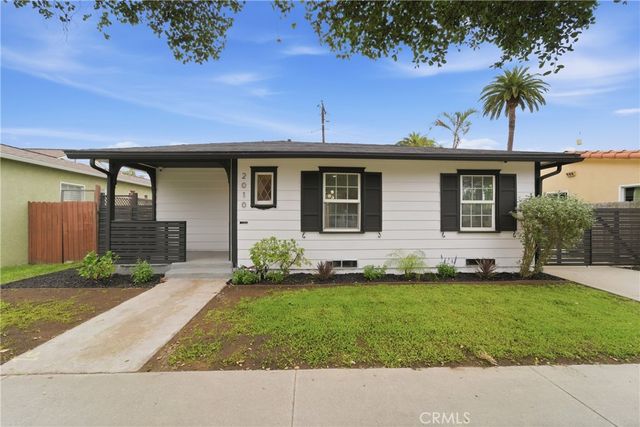 2010 Golden, Long Beach, CA 90806