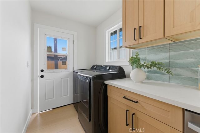 2010 Golden, Long Beach, CA 90806